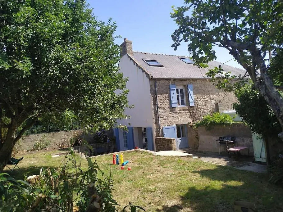 Maison De Caractere Proche Mer 6 Lits 2Sdb 2Wc Plouhinec  Holiday home